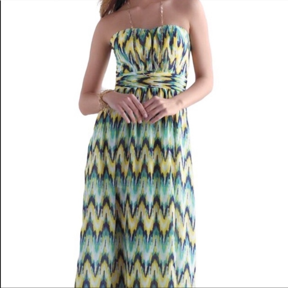 FRANCESCA’S HARPER NWT Chevron Stripe Strapless Maxi Dress Size Medium in Citrus